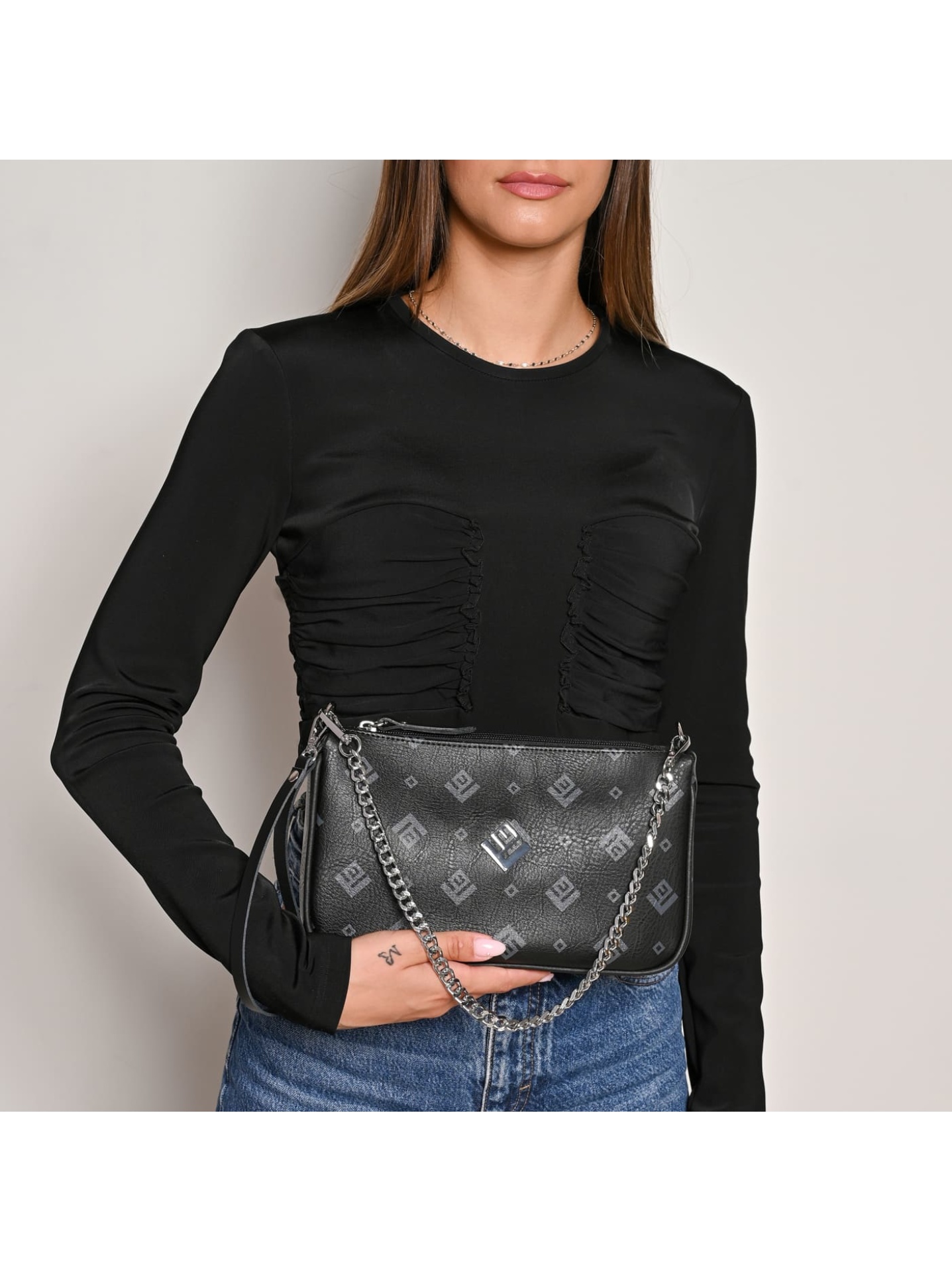 Signature Collection Model 81